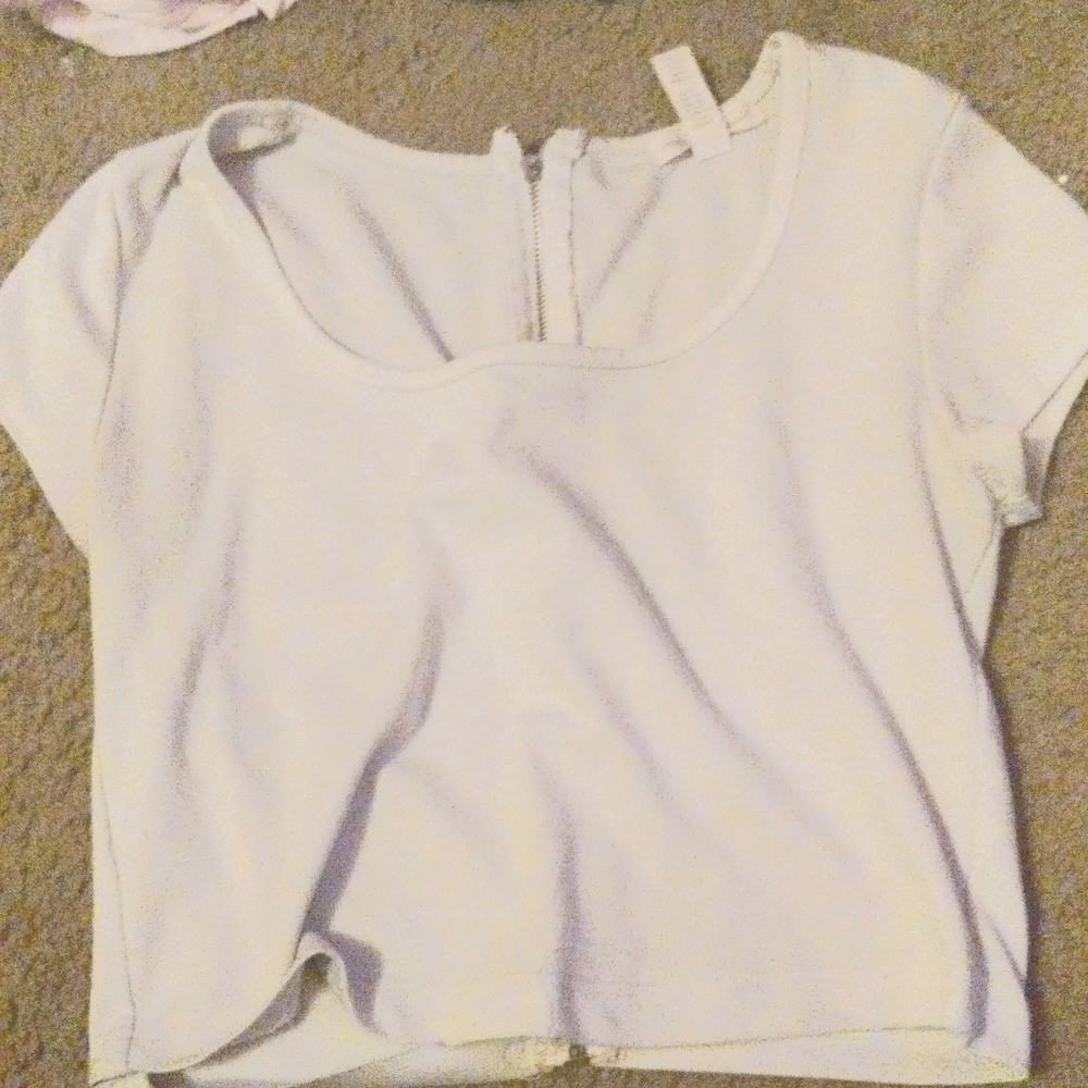 Cropped shirt
